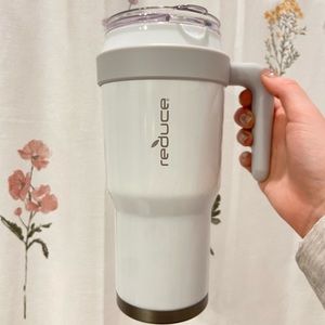 Reduce 40 Oz Water Cup